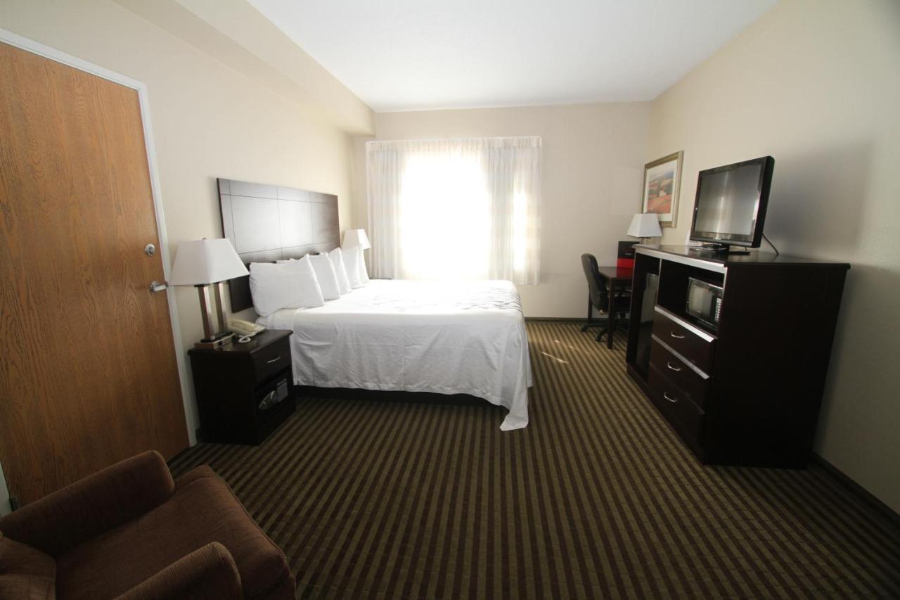 Bowman Inn And Suites Buitenkant foto