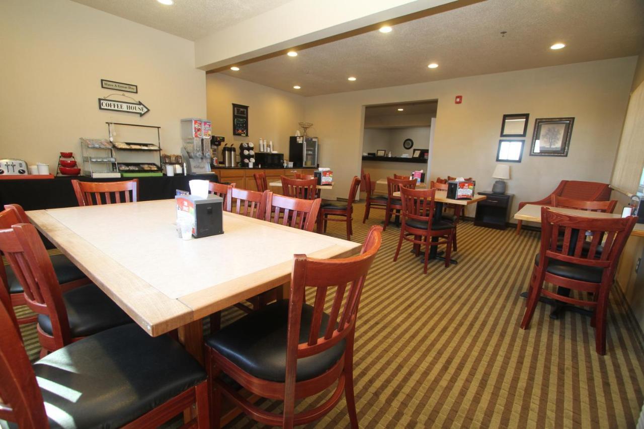Bowman Inn And Suites Buitenkant foto