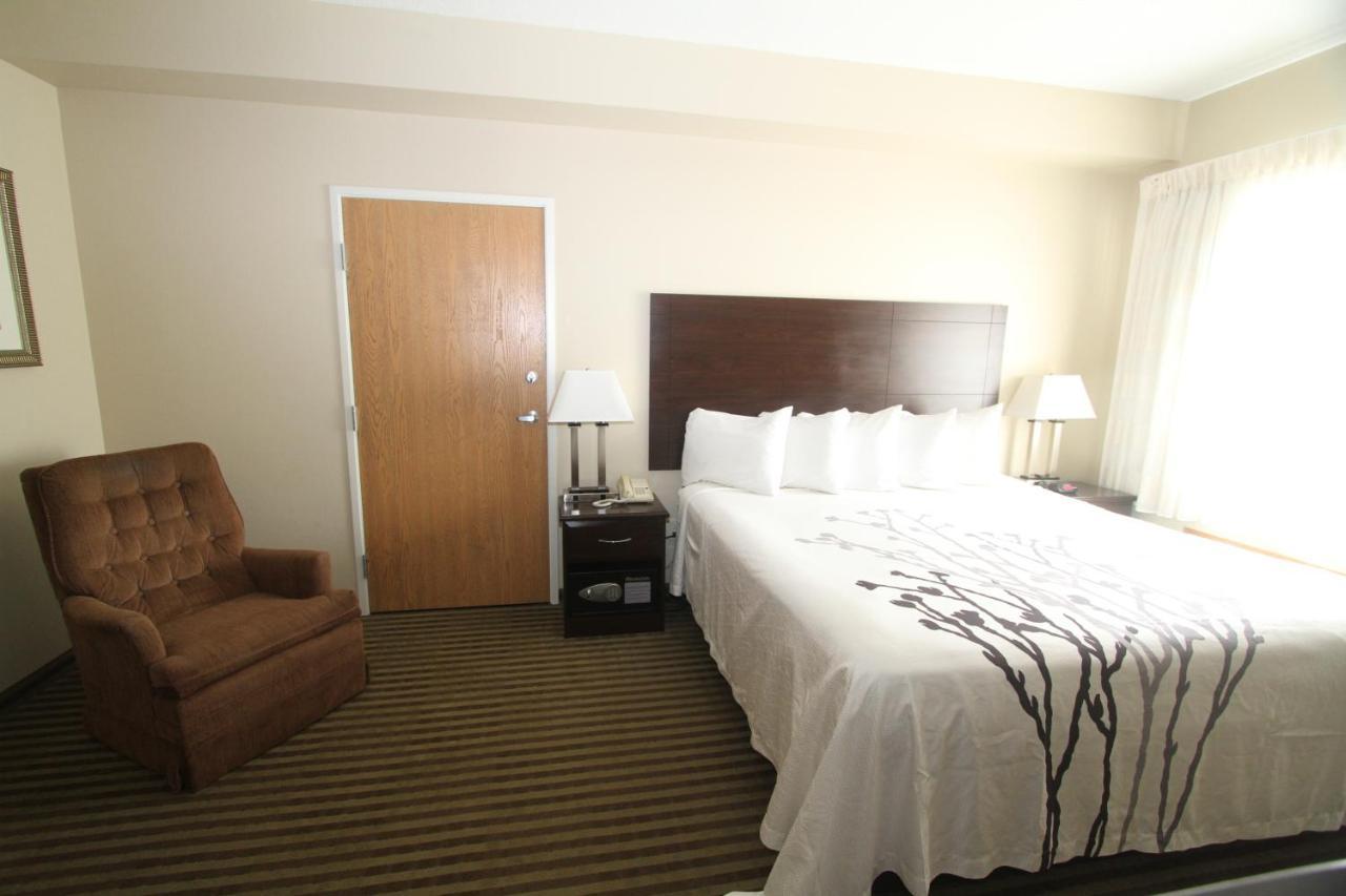 Bowman Inn And Suites Buitenkant foto
