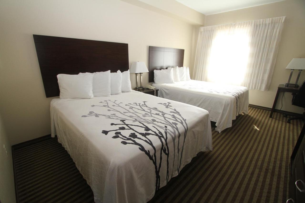 Bowman Inn And Suites Buitenkant foto