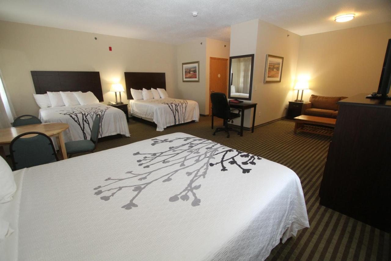 Bowman Inn And Suites Buitenkant foto
