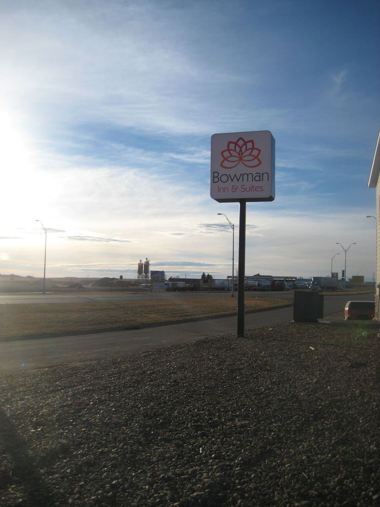 Bowman Inn And Suites Buitenkant foto